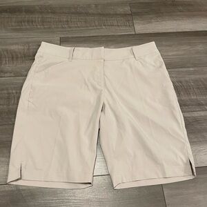 Callaway Opti-dri Women's Cream Golf Shorts Size 12